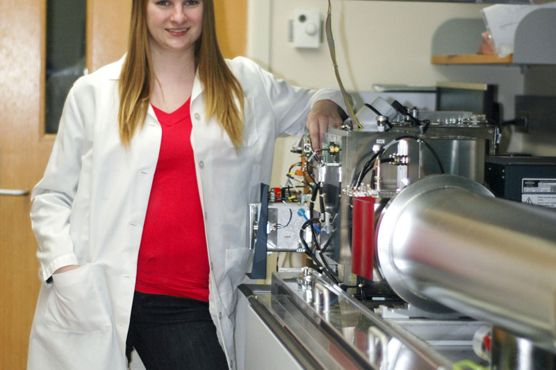 Erin Gemperline '11 was awarded a National Science Foundation Graduate Research Fellowship to pur...