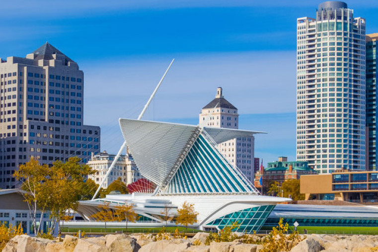 Milwaukee offers the world-famous Milwaukee Art Museum and national champions Milwaukee Bucks.