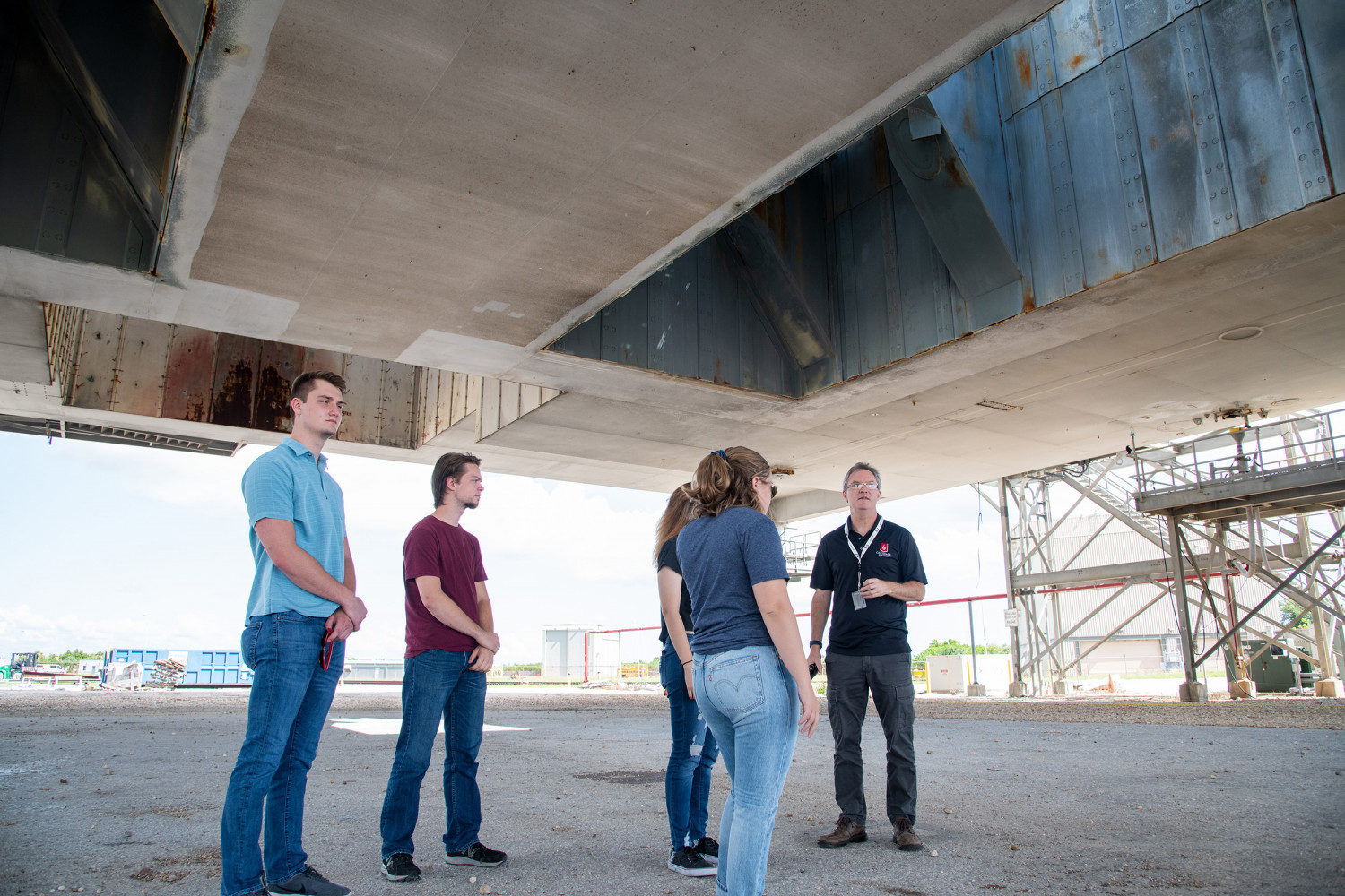 Prof. Kevin Crosby and students at NASA