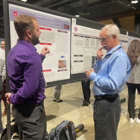 Conner Wiseman ?24 presenting his data at the American Physiological Society Summit.