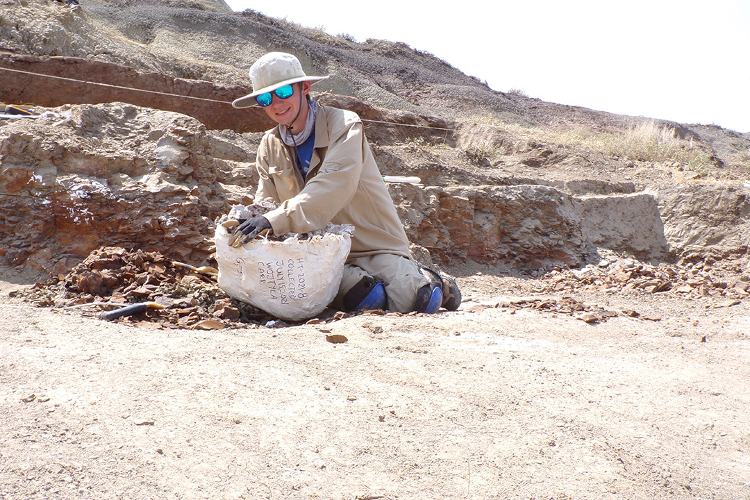 Student excavating on the Montana J-Term study tour.