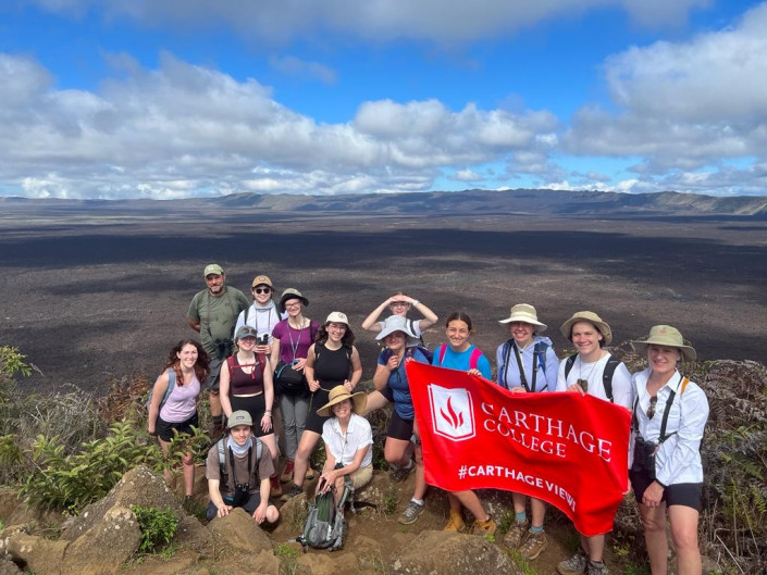 Students and faculty on the 2023 study tour to the Galápagos Islands.