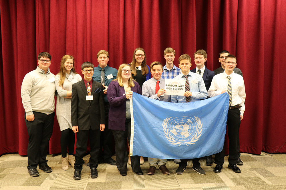 Random Lake High School at the 2018 Model UN High School Conference at Carthage.