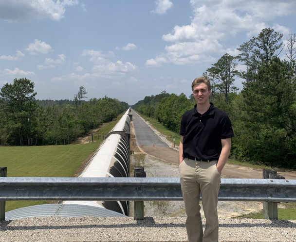 Andrew Valentini ?25 at the LIGO laboratory in Livingston, Louisiana.
